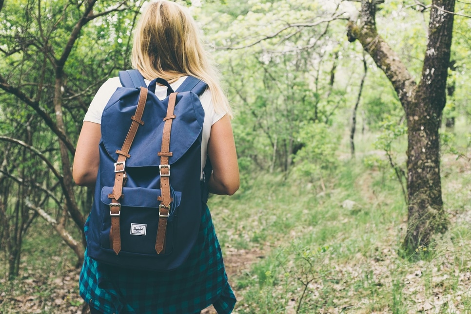 10 PERICOLI CHE POTETE PREVENIRE CAMMINANDO: quanti anni avete, quanti minuti al giorno dovete camminare: Ecco cosa succede!